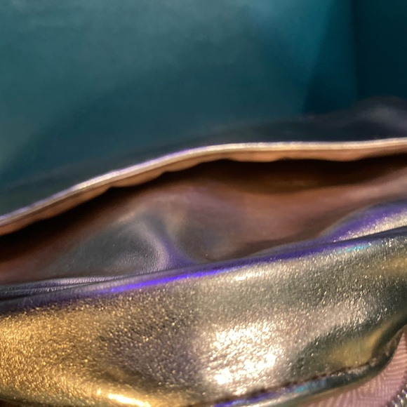 NWT - Loft Gold Metallic Make Up Bag - Picture 6 of 7